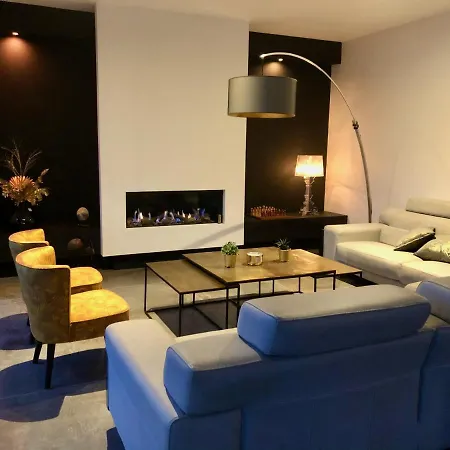 Hotelya - Lille Villeneuve D'Ascq 3*