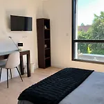 Hotelya - Lille D'ascq Nocleg ze śniadaniem