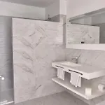 Hotelya - Lille D'ascq Bed and breakfast 4*