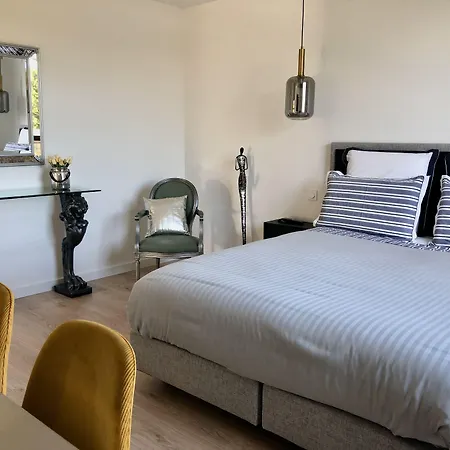 Bed and breakfast Hotelya - Lille D'ascq