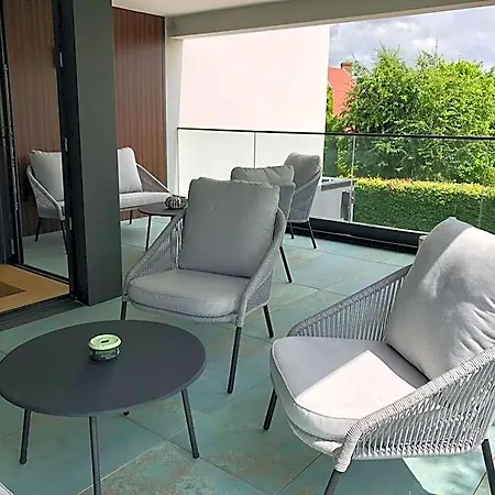 Hotelya - Lille D'ascq ベッド・アンド・ブレックファスト 4*