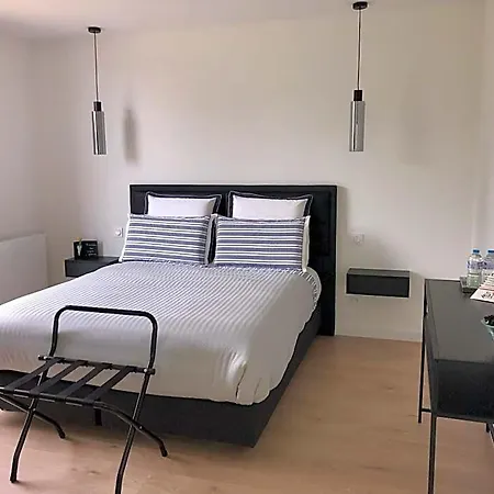 ベッド・アンド・ブレックファスト Hotelya - Lille D'ascq 4*