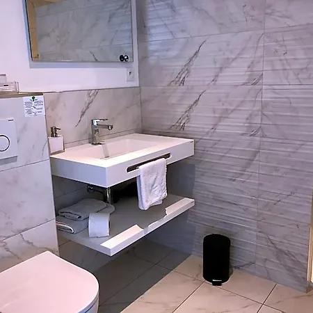 Hotelya - Lille D'ascq