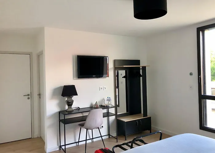 Hôtelya - Lille D'ascq Alojamento de Acomodação e Pequeno-almoço